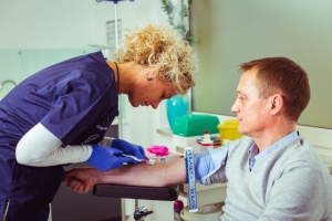 Nem kell órákat utazni a vérvételért, tíz éve jól működik a rendszer Nem kell órákat utazni a vérvételért, tíz éve jól működik a rendszer