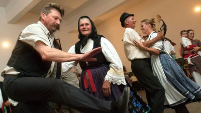 „Ízléstelen és botrányos” – Szabó Szilárd koreográfus az „LMBTQ-néptáncról”