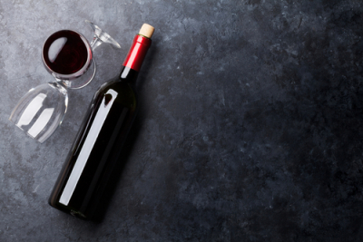 Négy üveg bor ebéd előtt: alkoholizmusáról beszélt a híres sztár