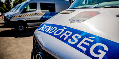 Kamion és teherautó ütközött az M43-as autópályán