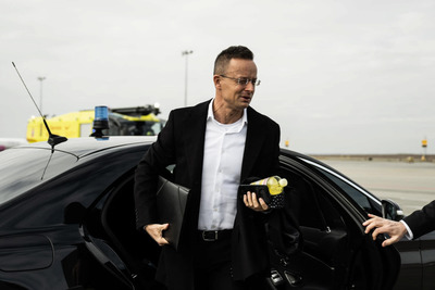 Szijjártó Péter: Magyarország energiabiztonsága nem garantálható a türk államok nélkül