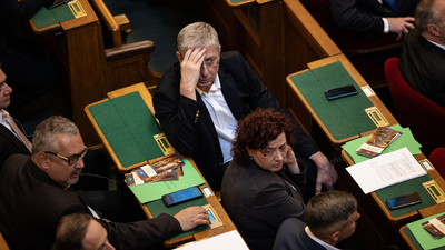 Íme, ők nem szavazták meg a Fidesz-KDNP békepárti határozatát