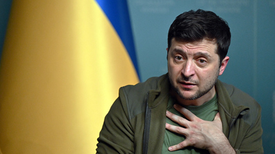 Robert C. Castel: Zelenszkij úr igen nagy késéssel ismerte fel azt amiről én már hónapok óta beszélek
