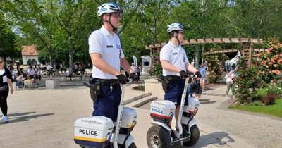 Segway kékvillogóval – kétkeréken gurultak a rendőrök