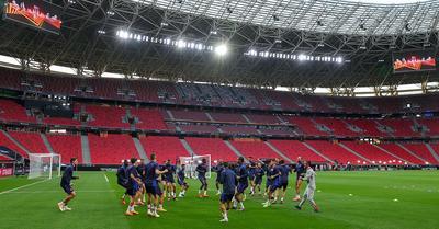 El-döntő: itt a két kezdőcsapat, így áll fel a Sevilla és a Roma a Puskás Arénában!