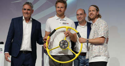 Sail GP: Sebastian Vettel vízre száll!