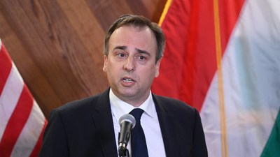 Pressman megint kritizál: Magyarország makacsul fenntartja, sőt tovább erősíti összekapcsoltságát Oroszországgal