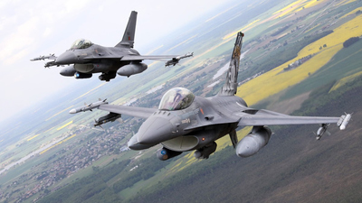 Használt F-16-os vadászgépeket szerzett meg Románia