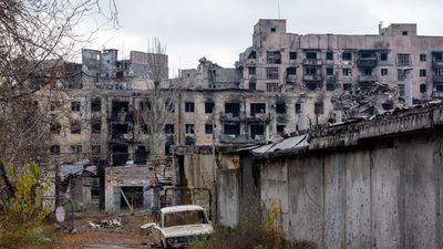 Ukrán katonai szóvivő: több mint ötvenezer orosz katona van Bahmutnál