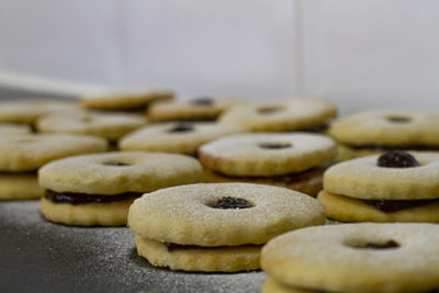 7 mesésen finom, egyszerű linzer kávézáshoz