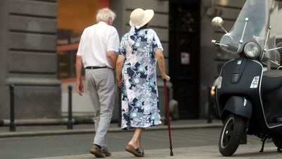 Nyugdíjemelés: a "közepes" adja a félhavit