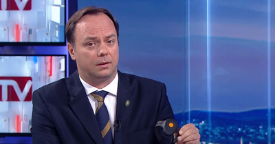 Napindító - Gondosóra - segítség egy gombnyomással