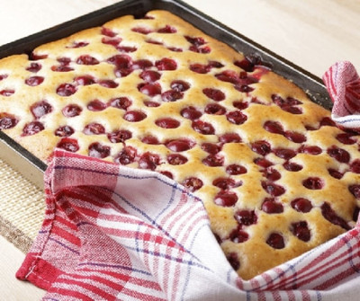 A kevert sütik királya: íme 17 elronthatatlan meggyes piskóta