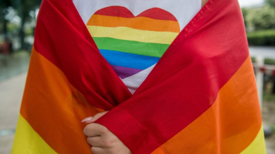 Nem fogja elhinni miből tartották meg az első LMBTQ-verziót