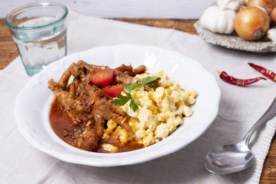 Csirkeláb pörkölt nokedlivel recept