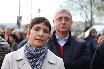 A gyászoló családokat kezdte hergelni a Gyurcsány házaspár