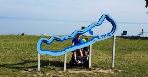 Kerekesszékkel a tó körül