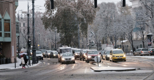 Itt vannak a mínuszok, készülj fel a téli közlekedésre!