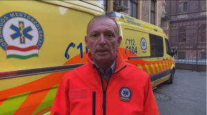 Rá sem ismerni Győrfi Pálra nagy hajjal és bajusszal - kép