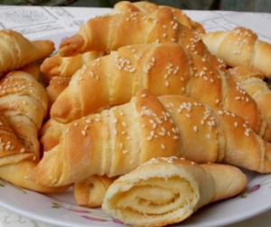 9 foszlós sós kifli húsvétra