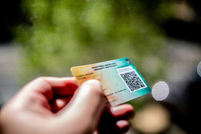 Így működik majd a védettségi igazolvány applikációja