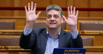 Gréczy Zsolt is nyomott egy kokit Karácsony fejére