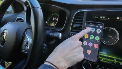 https://zoe.mediaworks.hu/vol1/images/19000819_auto_resized.jpg