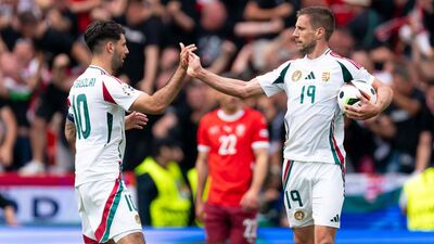 Záporoznak a gratulációk: eljegyezte párját a magyar válogatott támadója